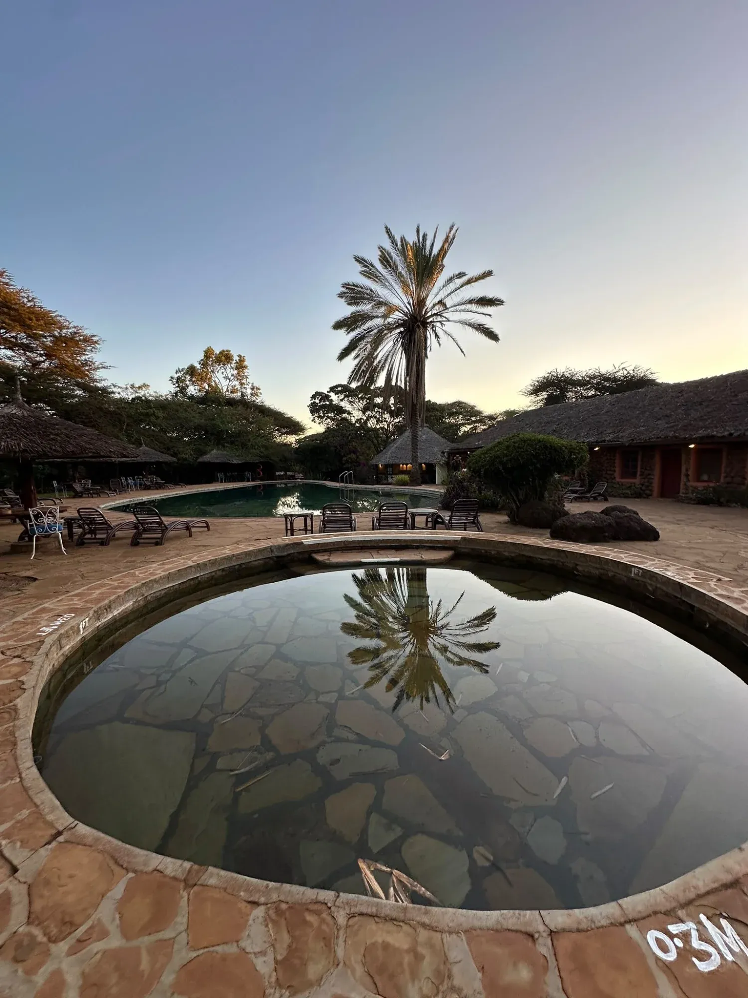 Poolarea in der Sopa Lodge Amboseli